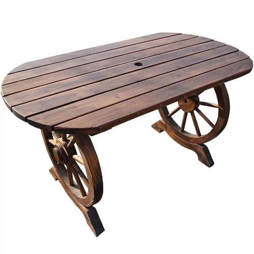 Dřevěný stůl v rustikálním stylu